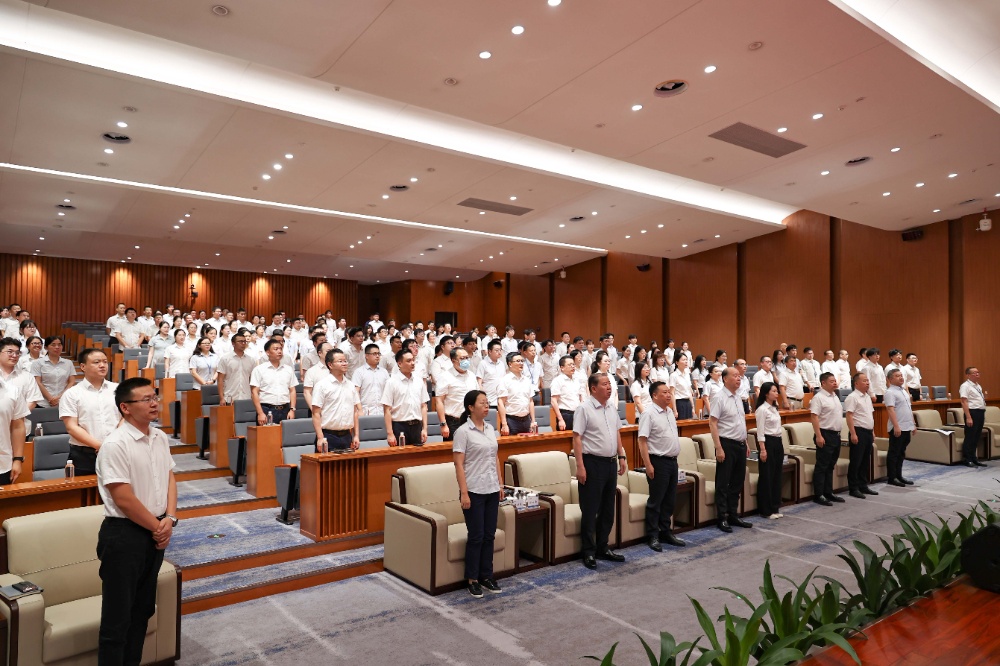 1756890173601493 阅兵典礼-网站新闻2