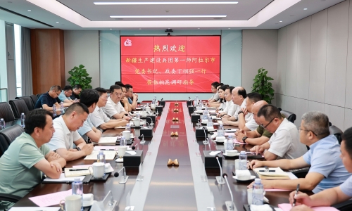新疆出产建设兵团第一师阿拉尔市 党委书记、政委丁翊强莅临15VIP太阳集团调研