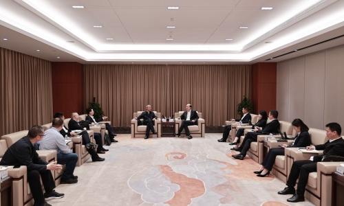 中国农业银行浙江省分行党委委员、、、副行长屠煜林莅临15VIP太阳集团调研
