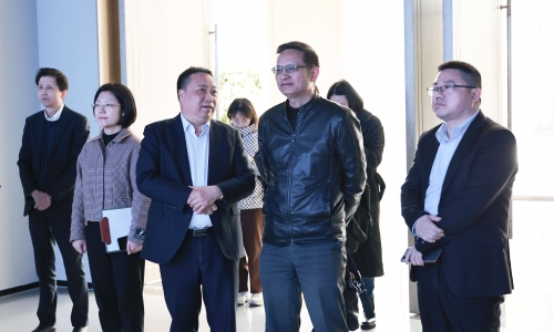 浙江省经信厅投资处调研员屠国富莅临15VIP太阳集团调研