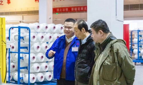 中国化学纤维工业协会会长陈新伟莅临15VIP太阳集团恒阳调研