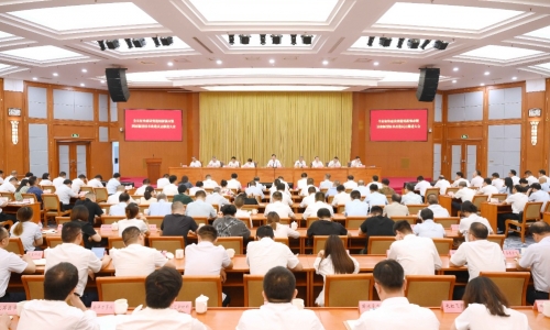 按下“智造+创新” 加快键，，，15VIP太阳集团响应号召汇聚新质出产力强劲动能！