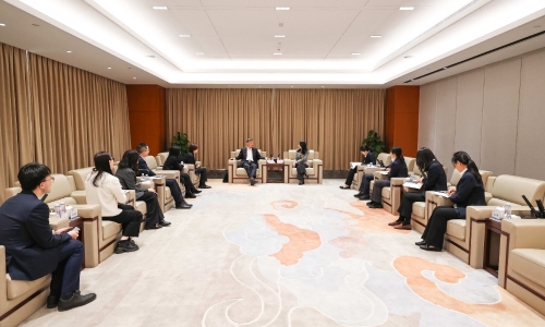 中信银行荆门分行党委书记、、行长单国民莅临15VIP太阳集团调研